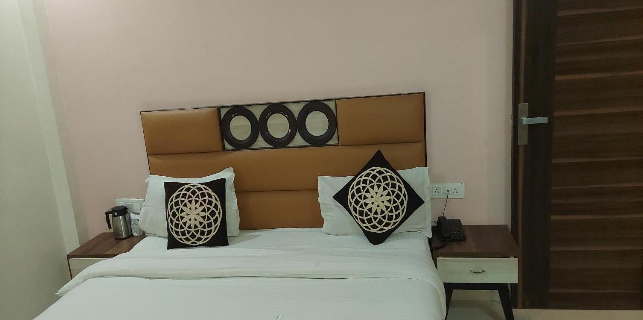 Hotel Reeve Inn Jaipur Eksteriør billede