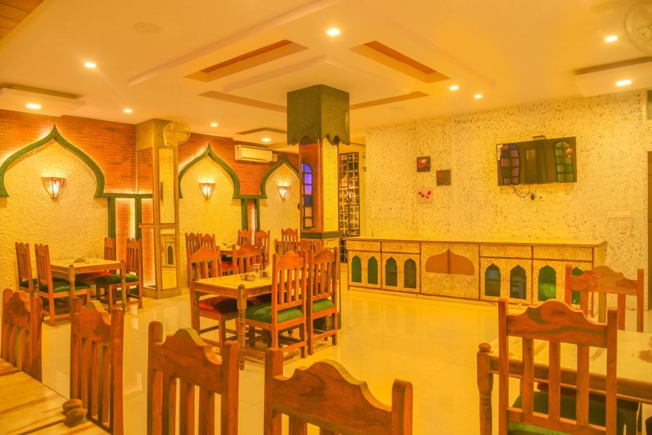 Hotel Reeve Inn Jaipur Eksteriør billede
